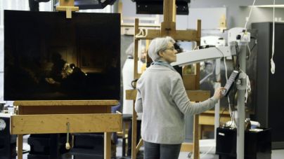 Art Conservator and the Synchrotron (The)
